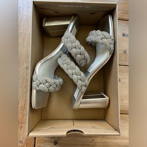 **NWT** Dolce Vita Paily Rhinestone heels Size 8